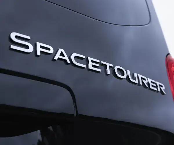 ë-Jumpy Combi en ë-SpaceTourer