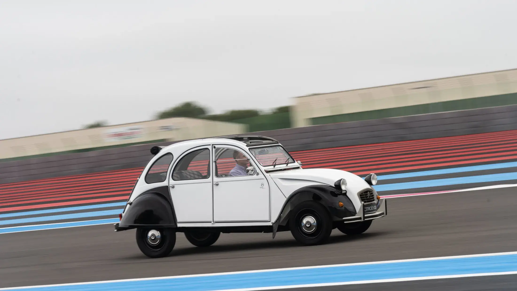 2CV